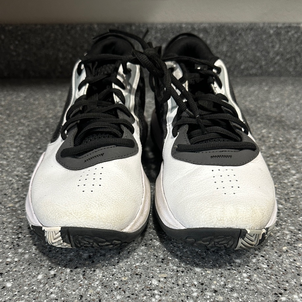 Men's Under Armor Basketball Shoes